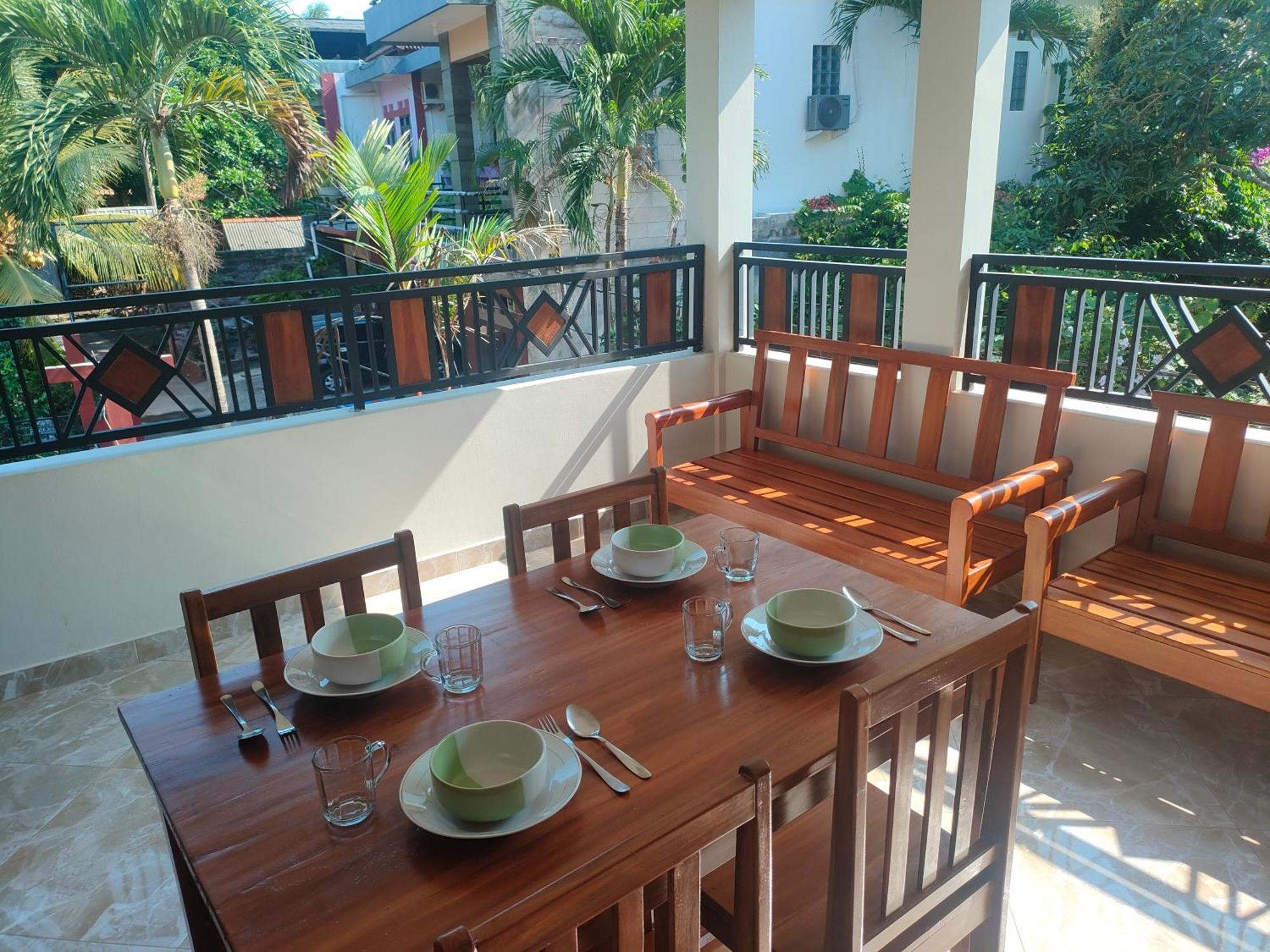 Mango Guesthouse Pangandaran Exterior foto
